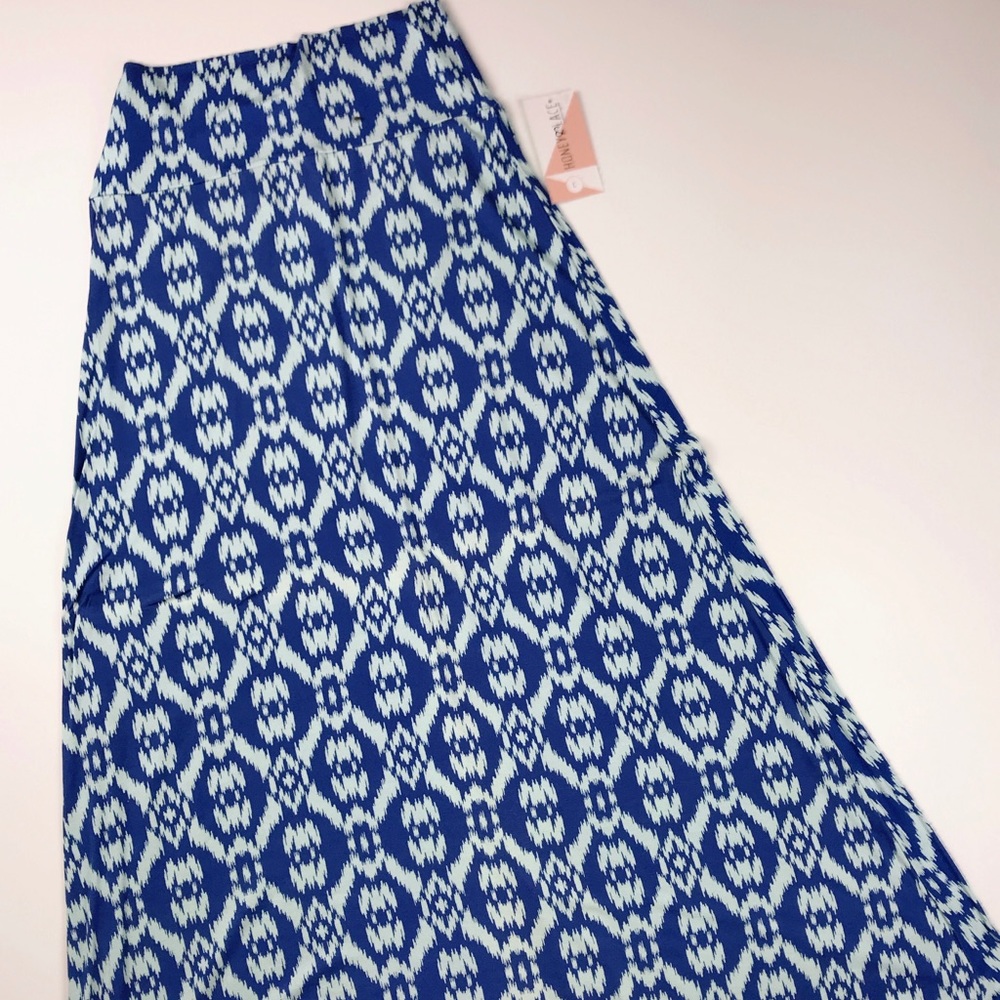 BNWT MAXI SKIRT